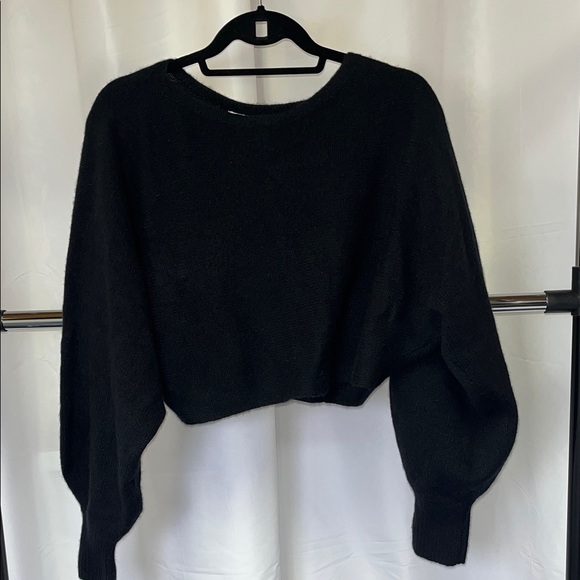 Banana Republic women’s mid weight cashmere cropped Sweater size small